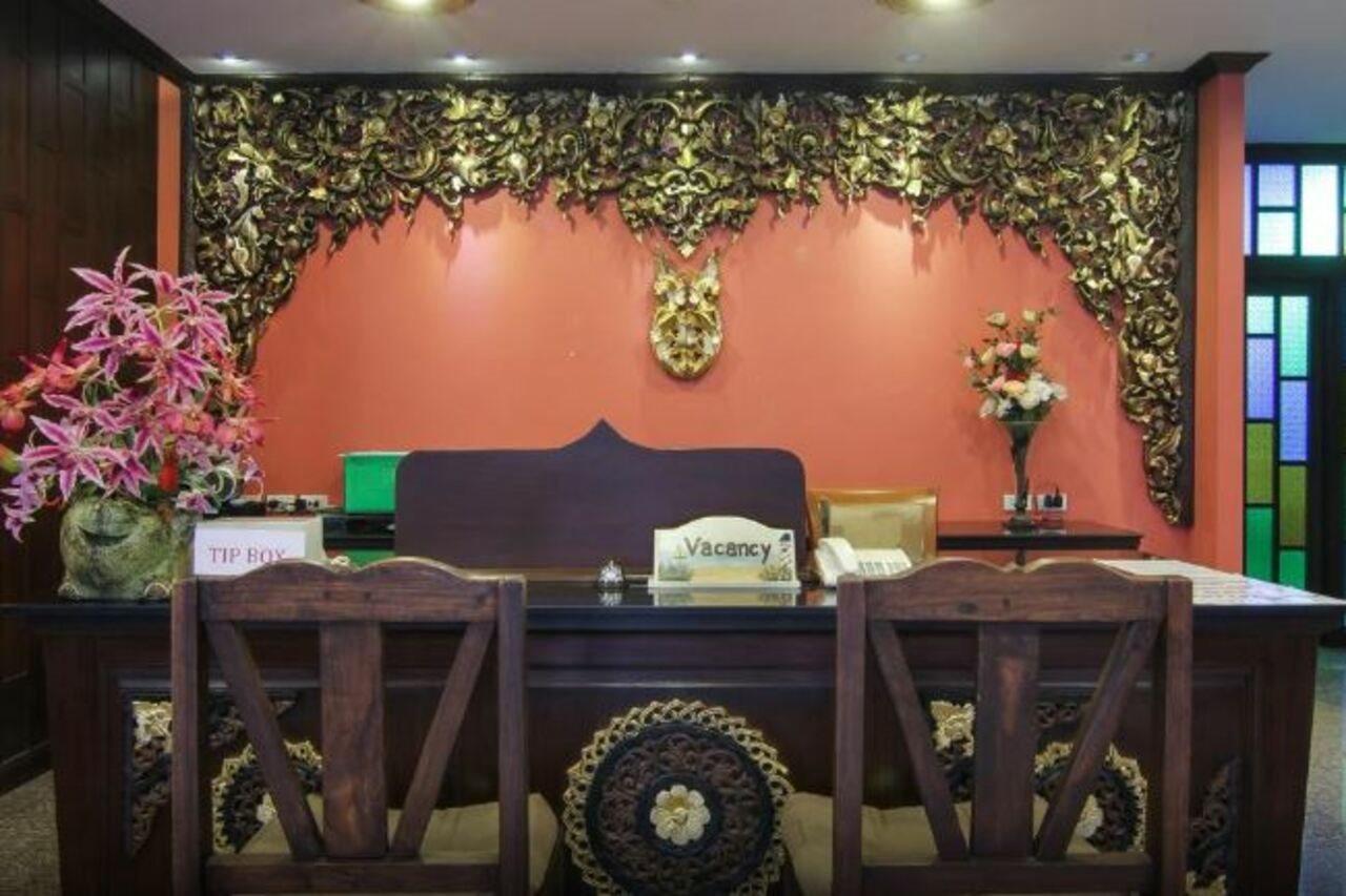 Pl Guesthouse Patong Esterno foto
