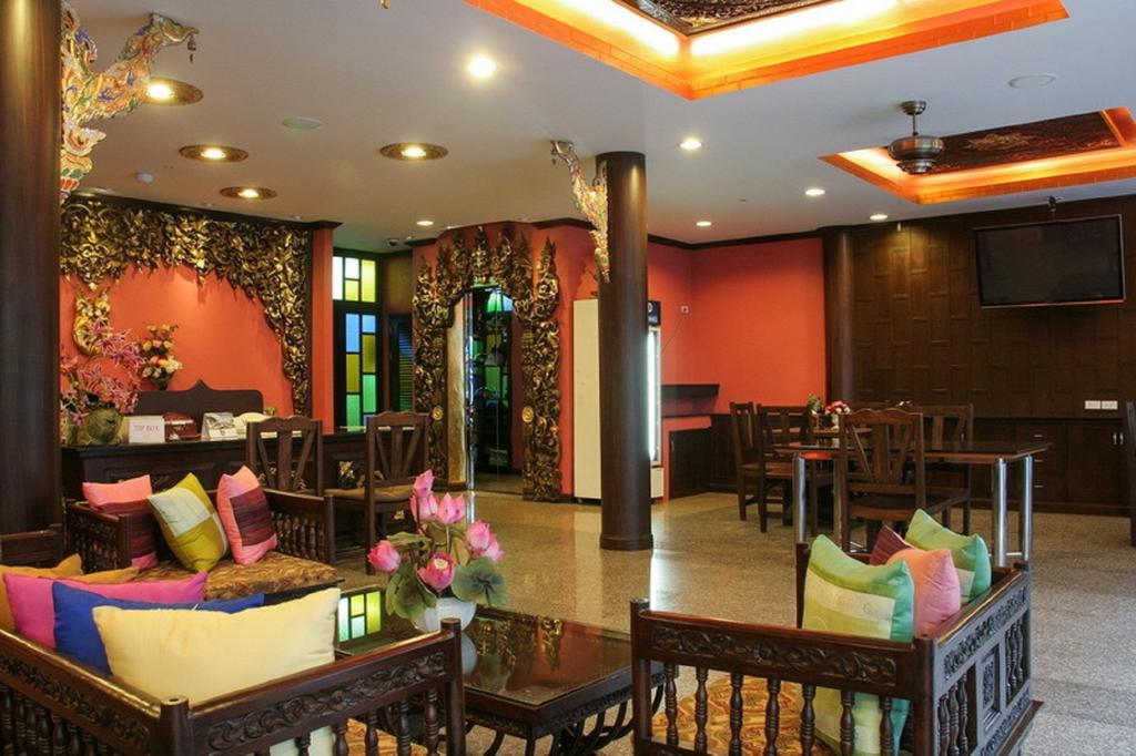 Pl Guesthouse Patong Esterno foto