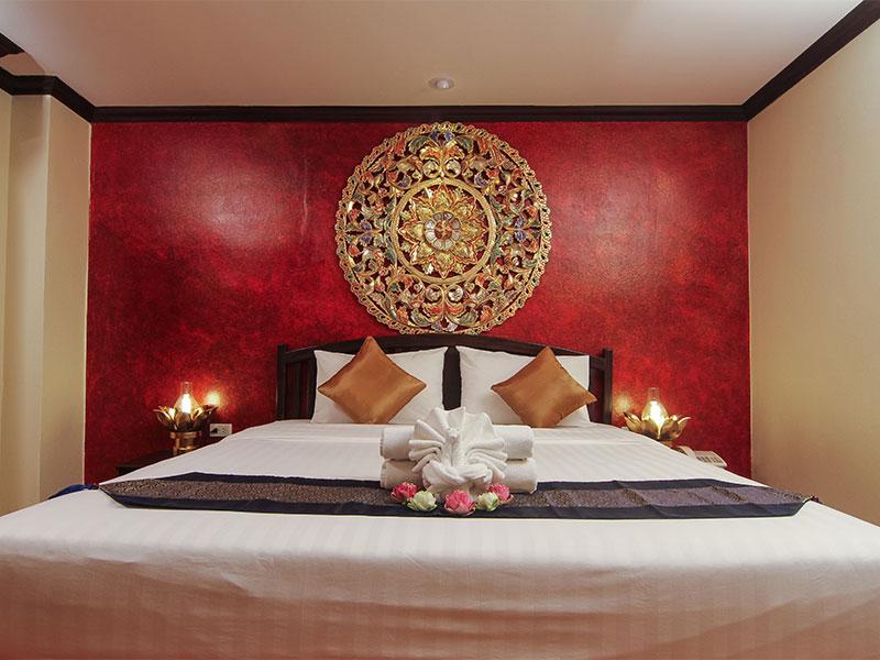 Pl Guesthouse Patong Esterno foto